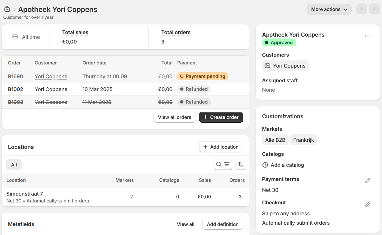 Shopify Plus B2B company automatically created: Approved status, Net 30 payment terms, catalogs and markets configured